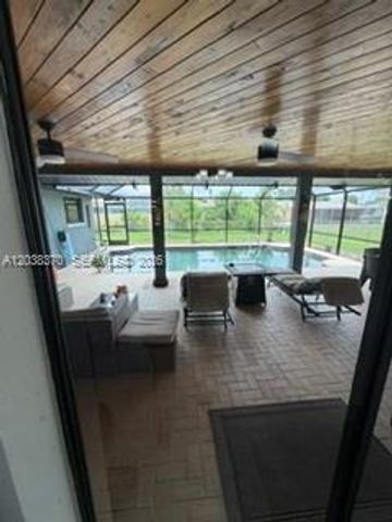 209 42nd St., Cape Coral, FL 33914