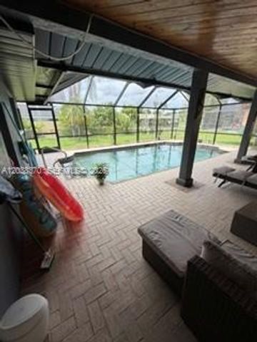 209 42nd St., Cape Coral, FL 33914