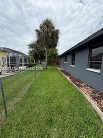 209 42nd St., Cape Coral, FL 33914