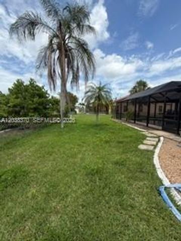 209 42nd St., Cape Coral, FL 33914