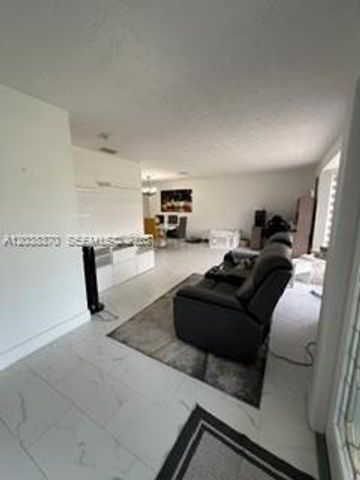 209 42nd St., Cape Coral, FL 33914
