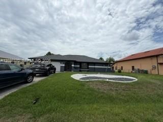 209 42nd St., Cape Coral, FL 33914