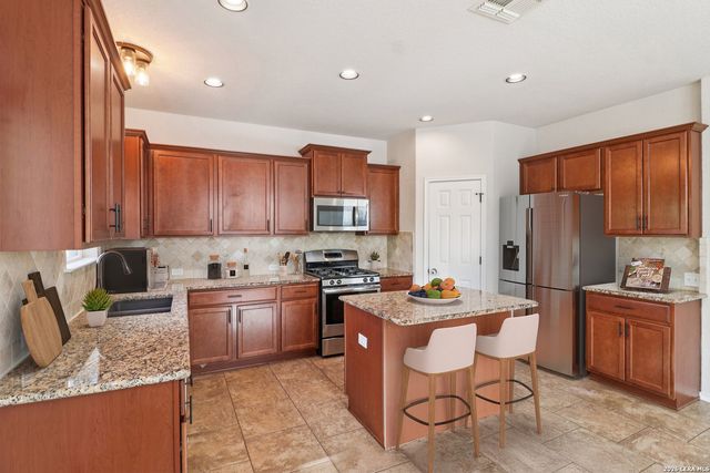 12134 Hideaway Crk, San Antonio, TX 78254