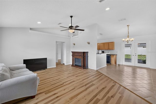 135 JUNIPER LOOP, Ocala, FL 34480