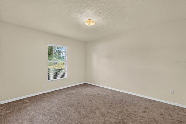 135 JUNIPER LOOP, Ocala, FL 34480