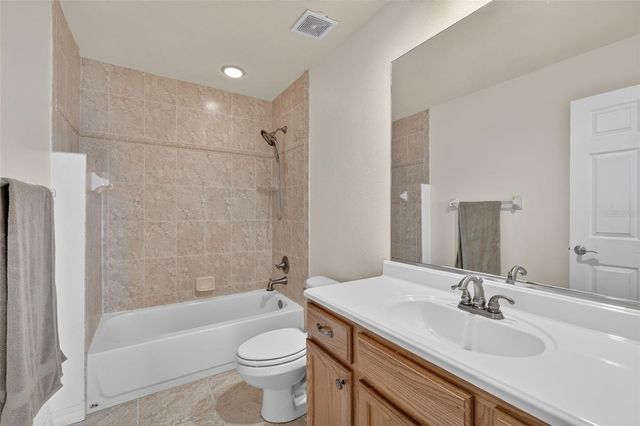 135 JUNIPER LOOP, Ocala, FL 34480