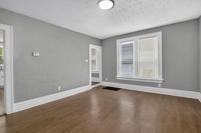 104-106 N Hague Avenue, Columbus, OH 43204
