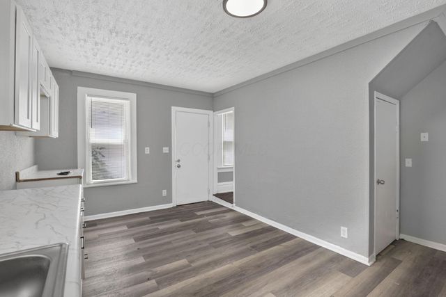 104-106 N Hague Avenue, Columbus, OH 43204
