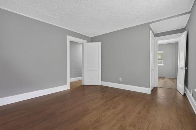 104-106 N Hague Avenue, Columbus, OH 43204