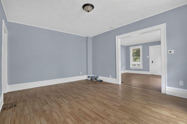 104-106 N Hague Avenue, Columbus, OH 43204