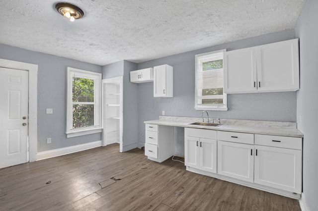 104-106 N Hague Avenue, Columbus, OH 43204