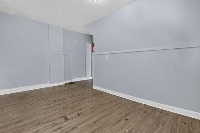 104-106 N Hague Avenue, Columbus, OH 43204