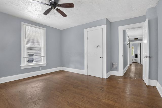 104-106 N Hague Avenue, Columbus, OH 43204
