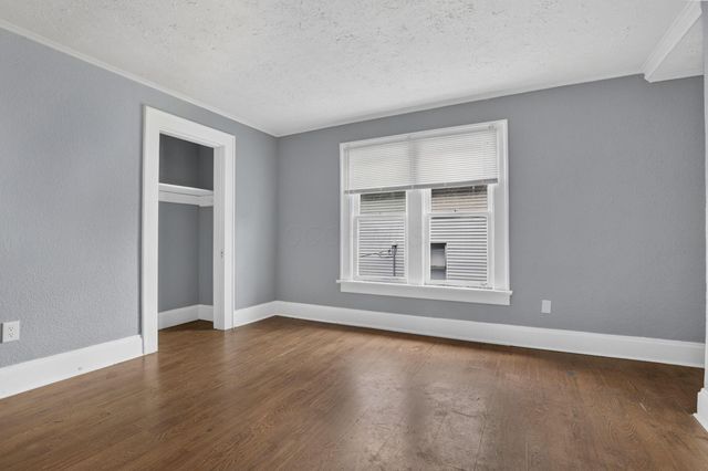 104-106 N Hague Avenue, Columbus, OH 43204