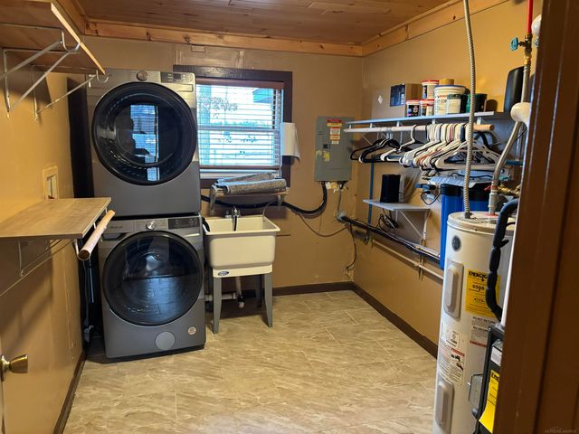 2901 Cathey Street, Harrison, MI 48625