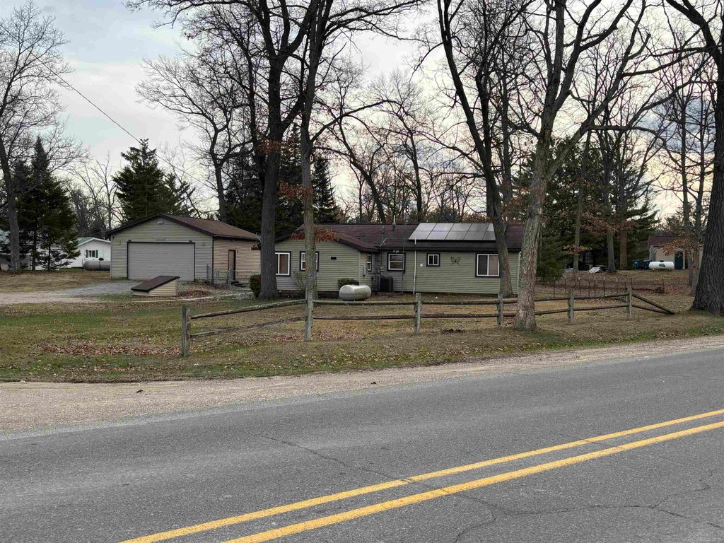 2901 Cathey Street, Harrison, MI 48625