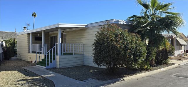9391 California Avenue 80, Riverside, CA 92503