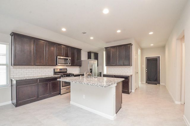 7426 Flintrock Hollow Trail, Richmond, TX 77407