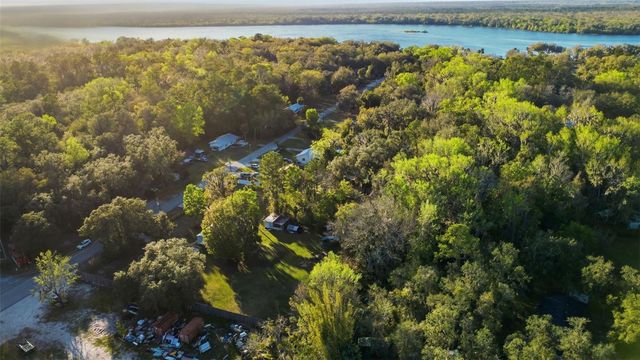 106 BROWNS ROAD, San Mateo, FL 32187