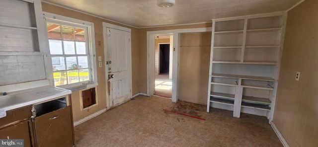 11 BRISTOL AVE, Luray, VA 22835