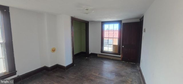 11 BRISTOL AVE, Luray, VA 22835