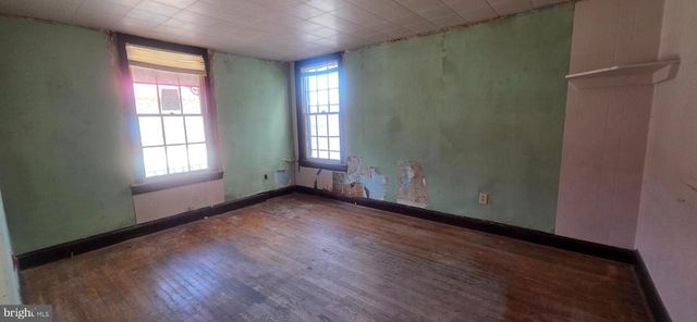 11 BRISTOL AVE, Luray, VA 22835