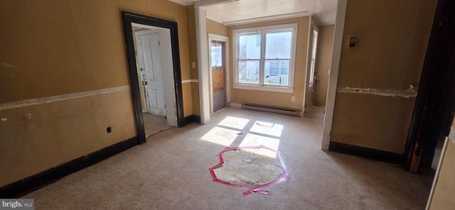 11 BRISTOL AVE, Luray, VA 22835