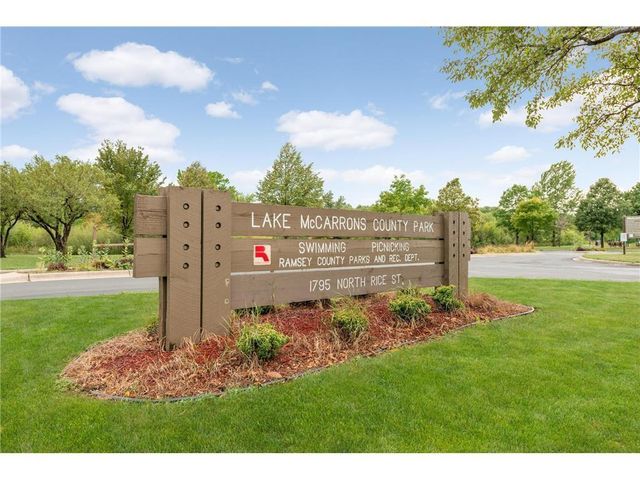 221 McCarrons Place W, Roseville, MN 55113