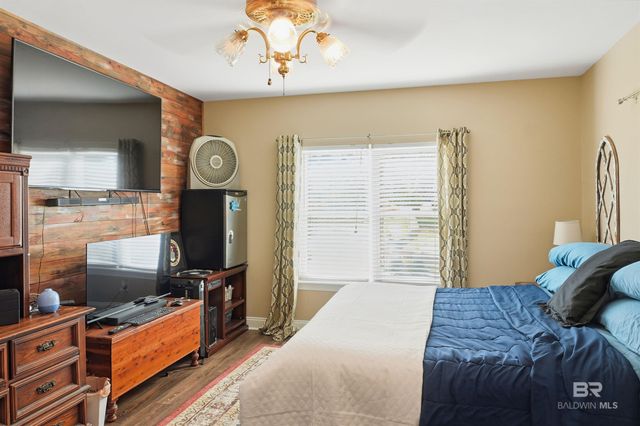 9175 Clubhouse Drive, Foley, AL 36535