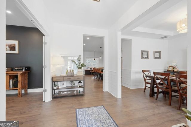 6625 River Island Circle, Buford, GA 30518