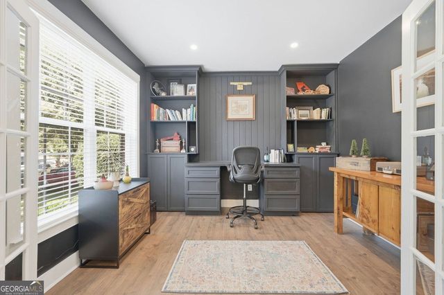 6625 River Island Circle, Buford, GA 30518
