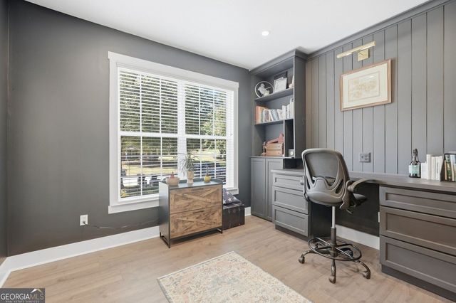 6625 River Island Circle, Buford, GA 30518