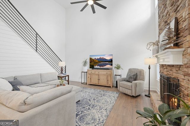 6625 River Island Circle, Buford, GA 30518