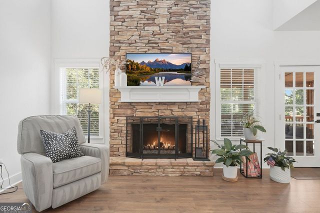 6625 River Island Circle, Buford, GA 30518