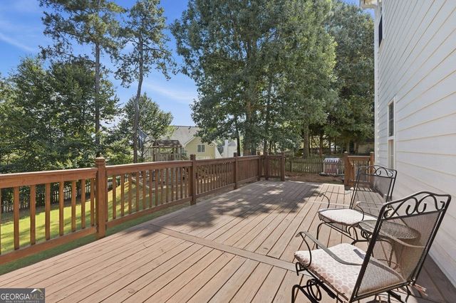 6625 River Island Circle, Buford, GA 30518
