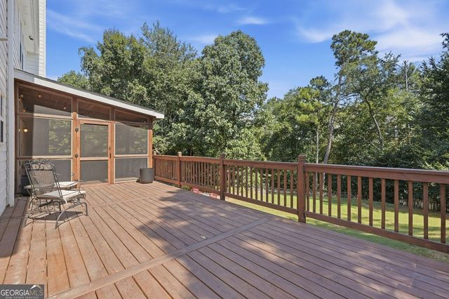 6625 River Island Circle, Buford, GA 30518
