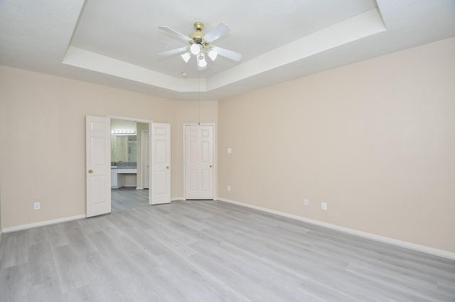 15114 Snow Hill Court, Sugar Land, TX 77498