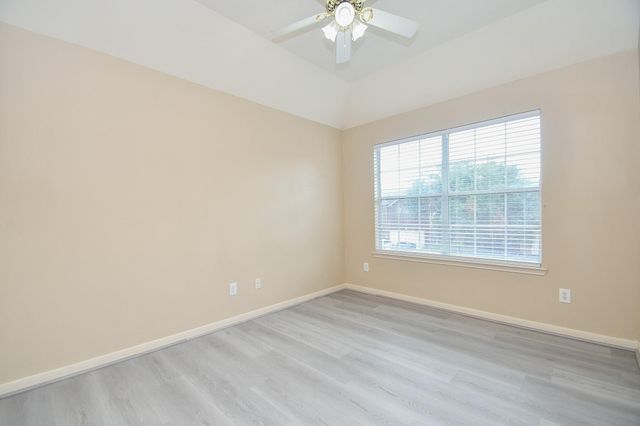 15114 Snow Hill Court, Sugar Land, TX 77498