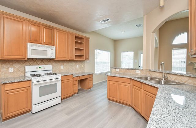 15114 Snow Hill Court, Sugar Land, TX 77498