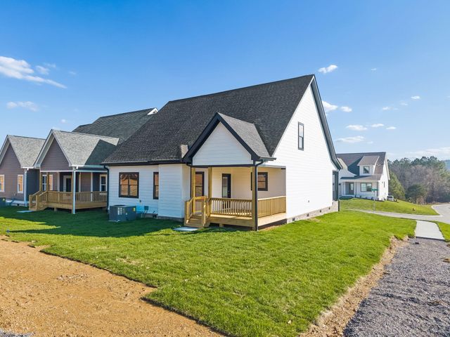 5205 NW Baylor Street, Cleveland, TN 37312