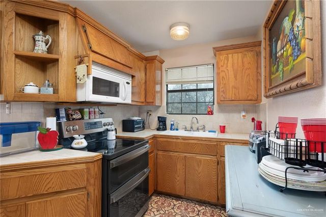 512 S Inspiration Boulevard, Mission, TX 78573