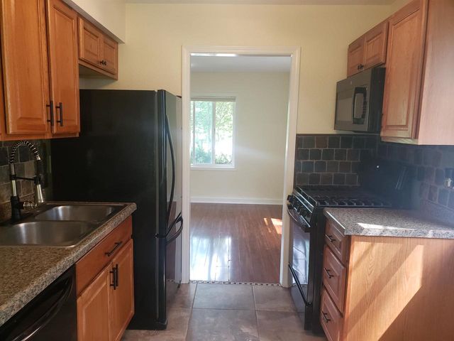 26 Craig Avenue, Madison, WI 53705