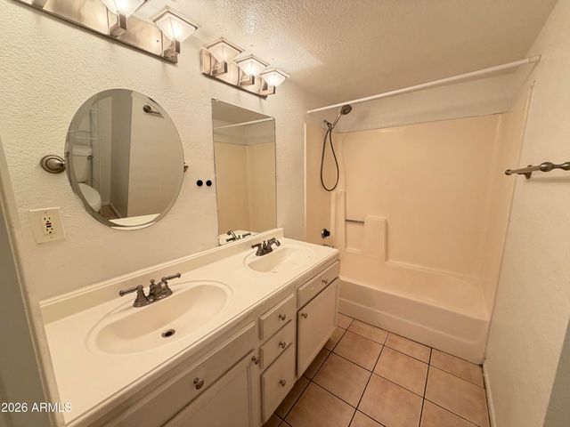 1620 E CAMBRIDGE Avenue 9, Phoenix, AZ 85006