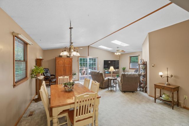 400 Brentwood Drive NE, Newark, OH 43055