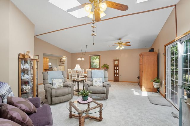 400 Brentwood Drive NE, Newark, OH 43055