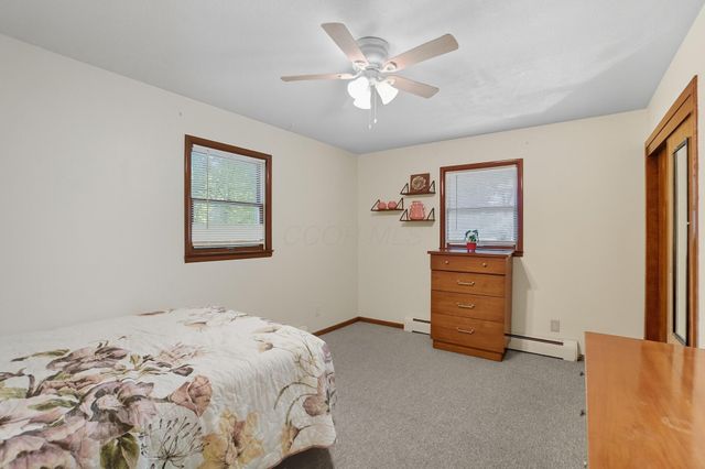 400 Brentwood Drive NE, Newark, OH 43055