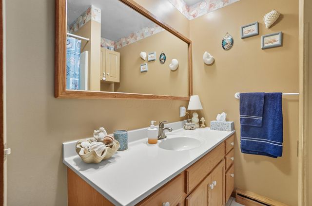 400 Brentwood Drive NE, Newark, OH 43055