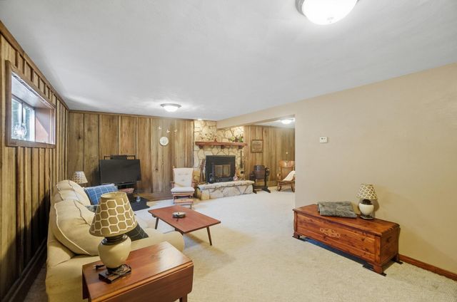 400 Brentwood Drive NE, Newark, OH 43055