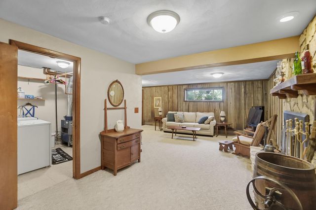 400 Brentwood Drive NE, Newark, OH 43055