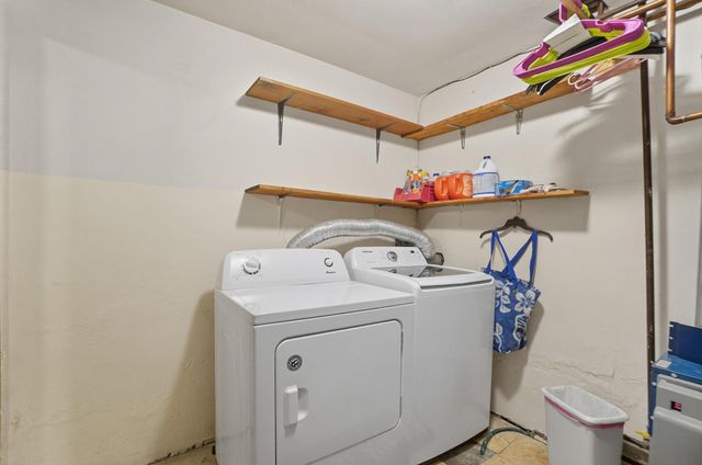 400 Brentwood Drive NE, Newark, OH 43055